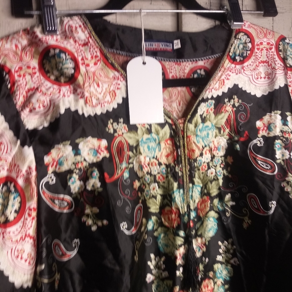 Dress - Picture 4 of 8